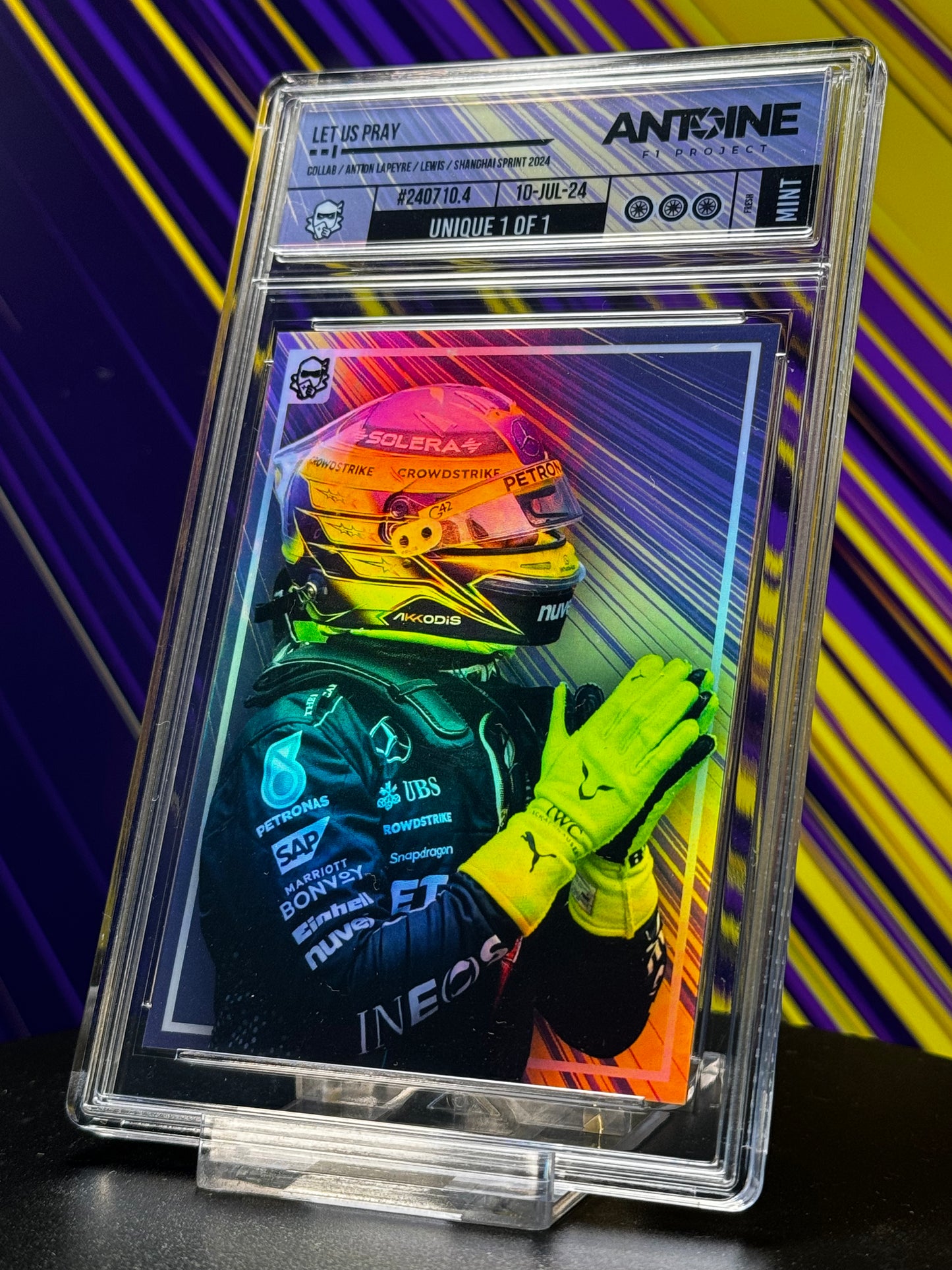 Lewis Hamilton "Let us pray" - IV4 - Speed