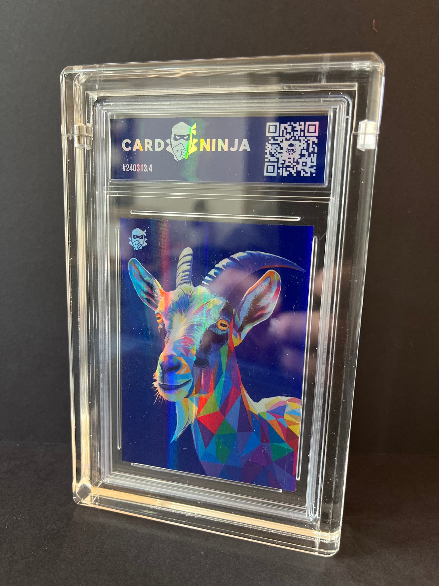 Lewis, the goat (Sapphire /2)